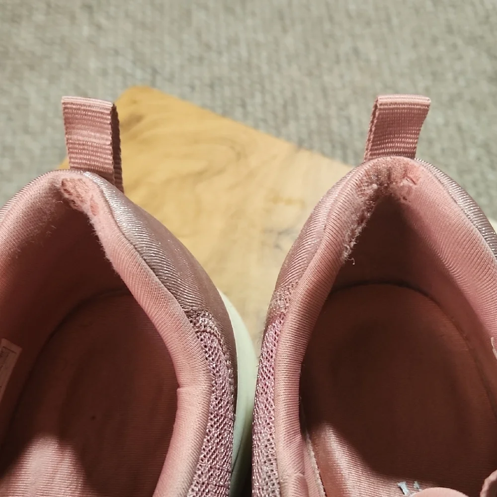 Skechers Women's Dusty Rose‎ Sneakers